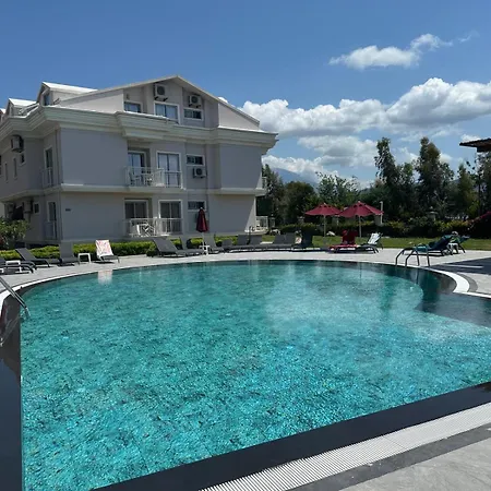 Defne Makri Apartman Fethiye